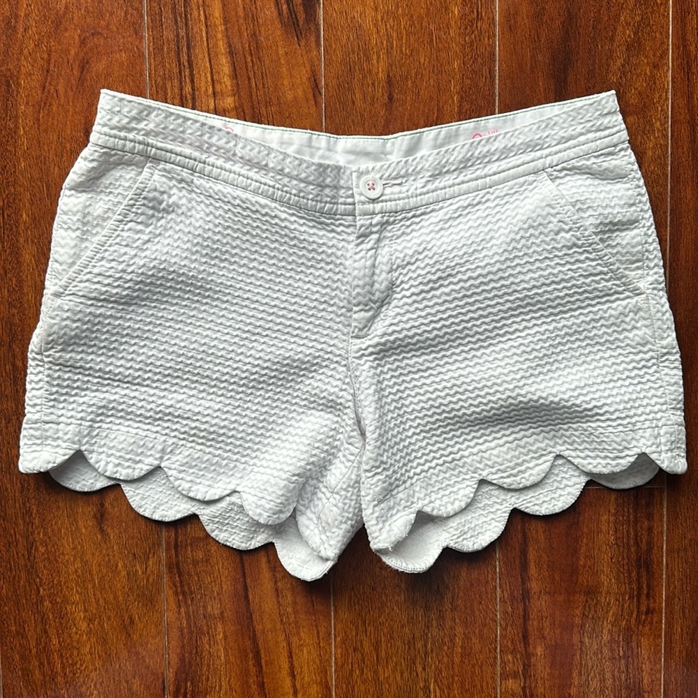 Lilly Pulitzer size 2 buttercup shorts